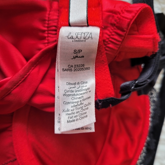 Red Push-Up Teddy with Lace Trim - Picture 10 of 10